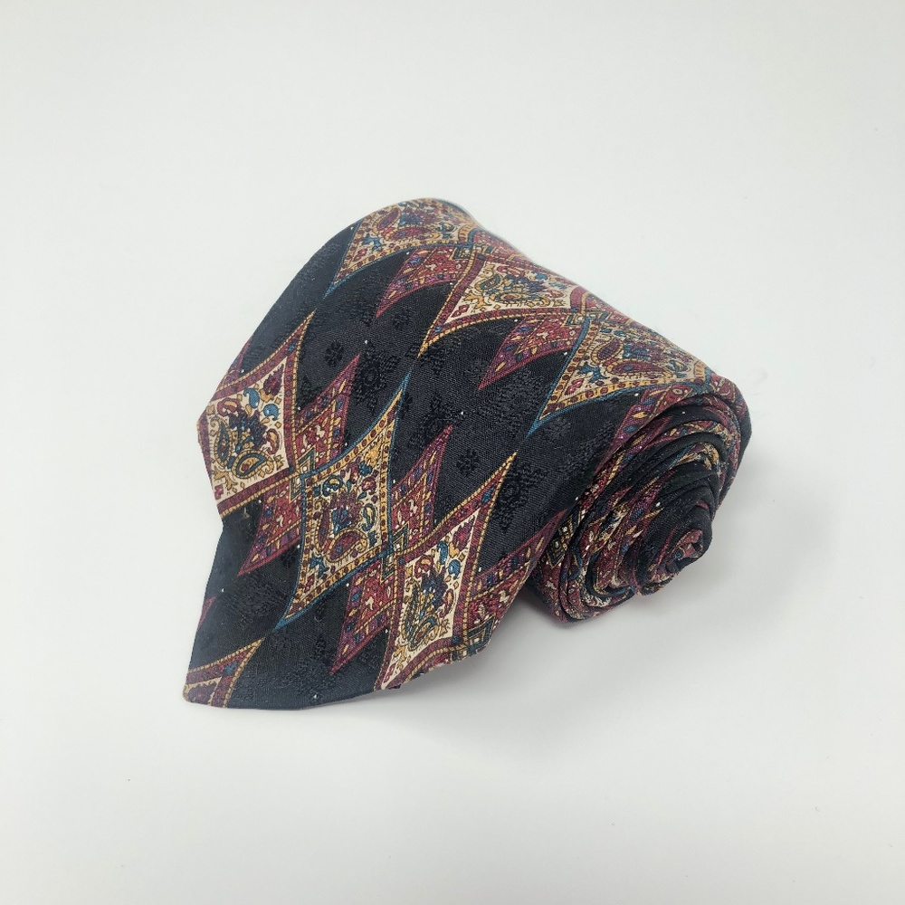 Club Room 100% Silk Elegant Patterned Tie